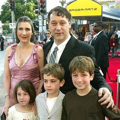 Sam Raimi - Age, Family, Bio