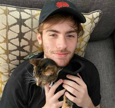 Sambucha Pets - Celebrity Pets
