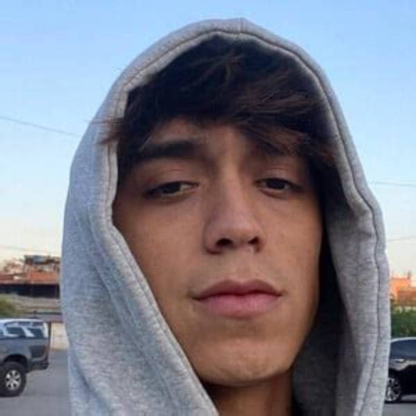 Santi Perez - Age, Family, Bio