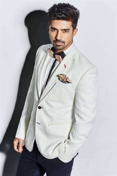 Saqib Saleem - Age, Family, Bio