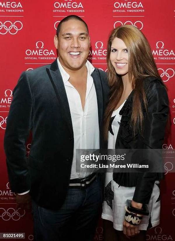 Sara Hills-Huegill, Wife of Former Olympic Swimmer Geoff Huegill Has Been Accused of Cheating Her Pr Clients!