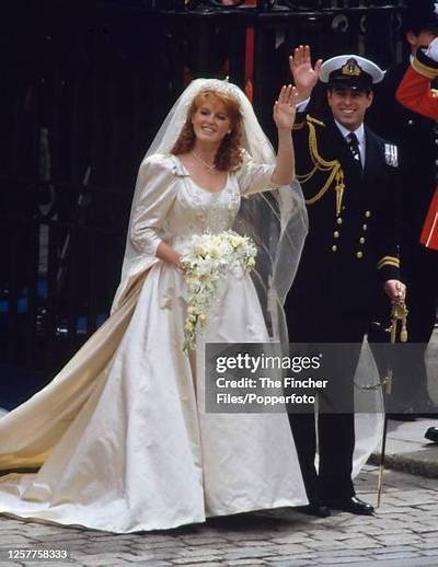 Sarah, Duchess of York Bio, Facts, Wedding, Net Worth, Daughters, Husband!