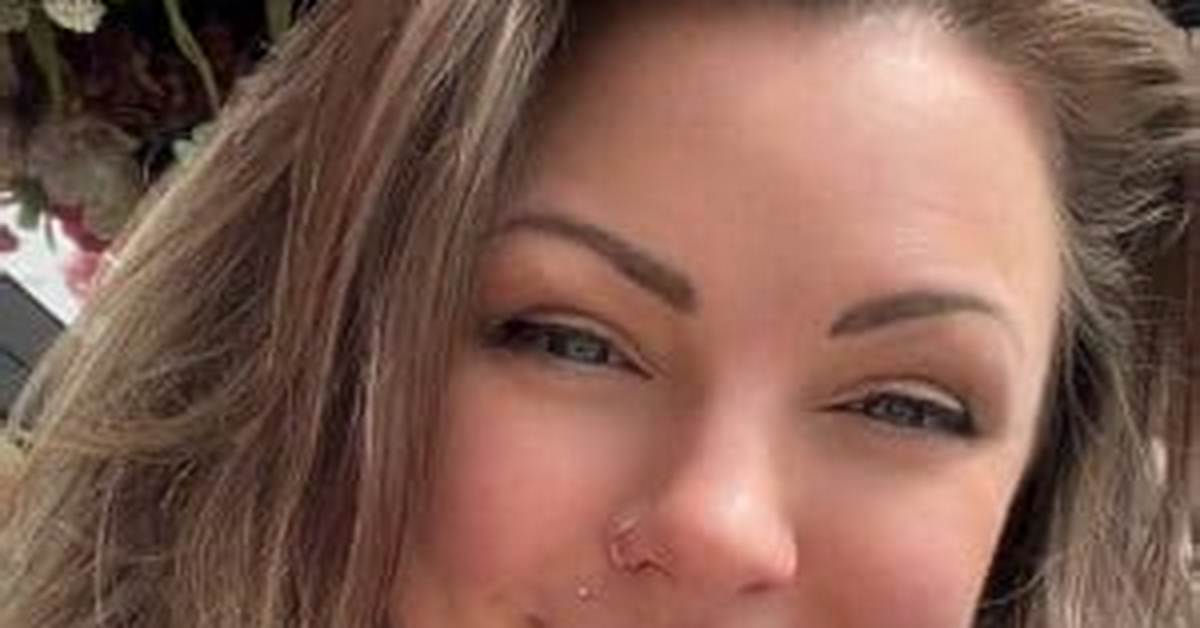 Sarah Schatz - Age, Family, Bio