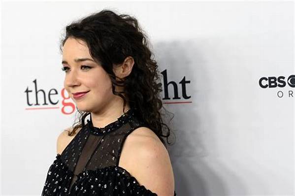 Sarah Steele Net Worth - Wiki, Age, Weight and Height, Relationships, Family, and More