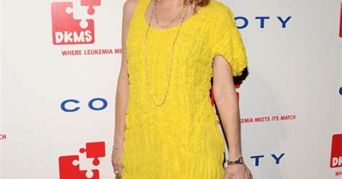 Sarah Wynter Net Worth - Wiki, Age, Weight and Height, Relationships, Family, and More