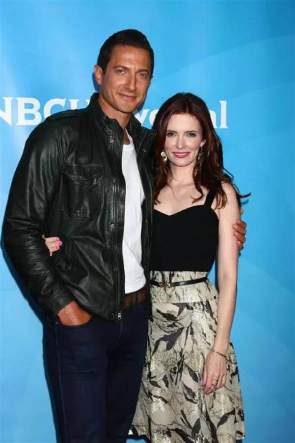 Sasha Roiz – Height, Wife, Net Worth – Is He Married or Gay?