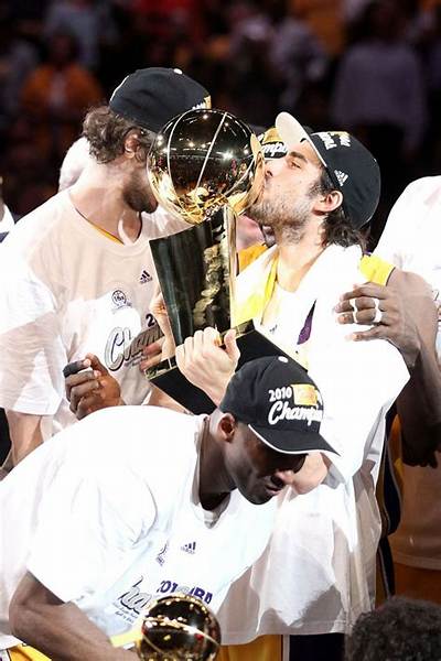 Sasha Vujacic Net Worth - Wiki, Age, Weight and Height, Relationships, Family, and More
