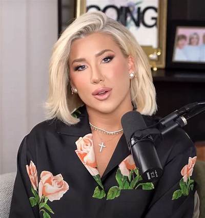 Savannah Chrisley Net Worth - Wiki, Age, Weight and Height, Relationships, Family, and More