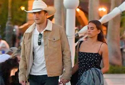 Scott Eastwood Wife – Is He Married to Girlfriend Maddie? Dating Timeline and Wiki