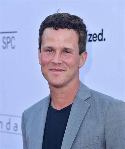Scott Weinger Height, Weight, Net Worth, Age, Birthday, Wikipedia, Who, Nationality, Biography