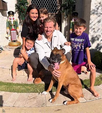 Sean Lowe - Age, Family, Bio
