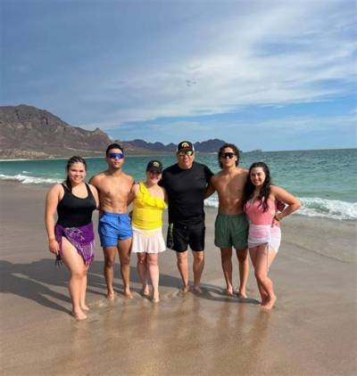 Sebastian Robles - Age, Family, Bio