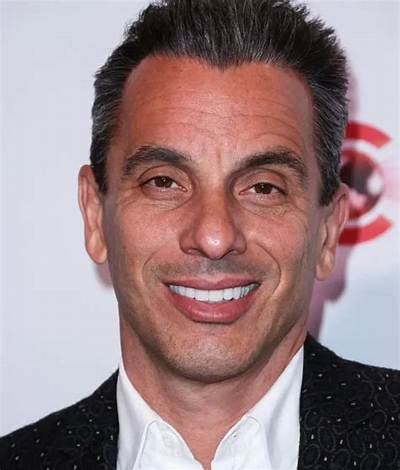 Sebastian Starry Height, Weight, Net Worth, Age, Birthday, Wikipedia, Who, Nationality, Biography