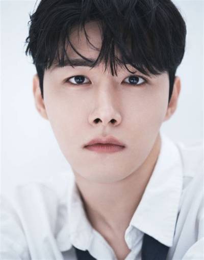 Seo Ji-Hoon Is Said to Be the Lead Character in the Upcoming Drama “King of Four Pillars of Destiny”