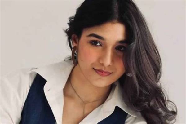 Shae Gill Height, Weight, Net Worth, Age, Birthday, Wikipedia, Who, Nationality, Biography