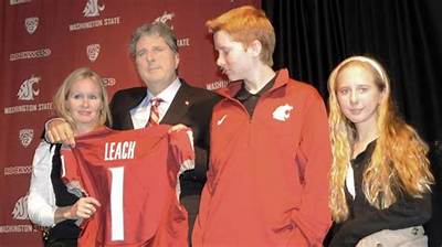Sharon Leach: 5 Facts on Mike Leach Wife