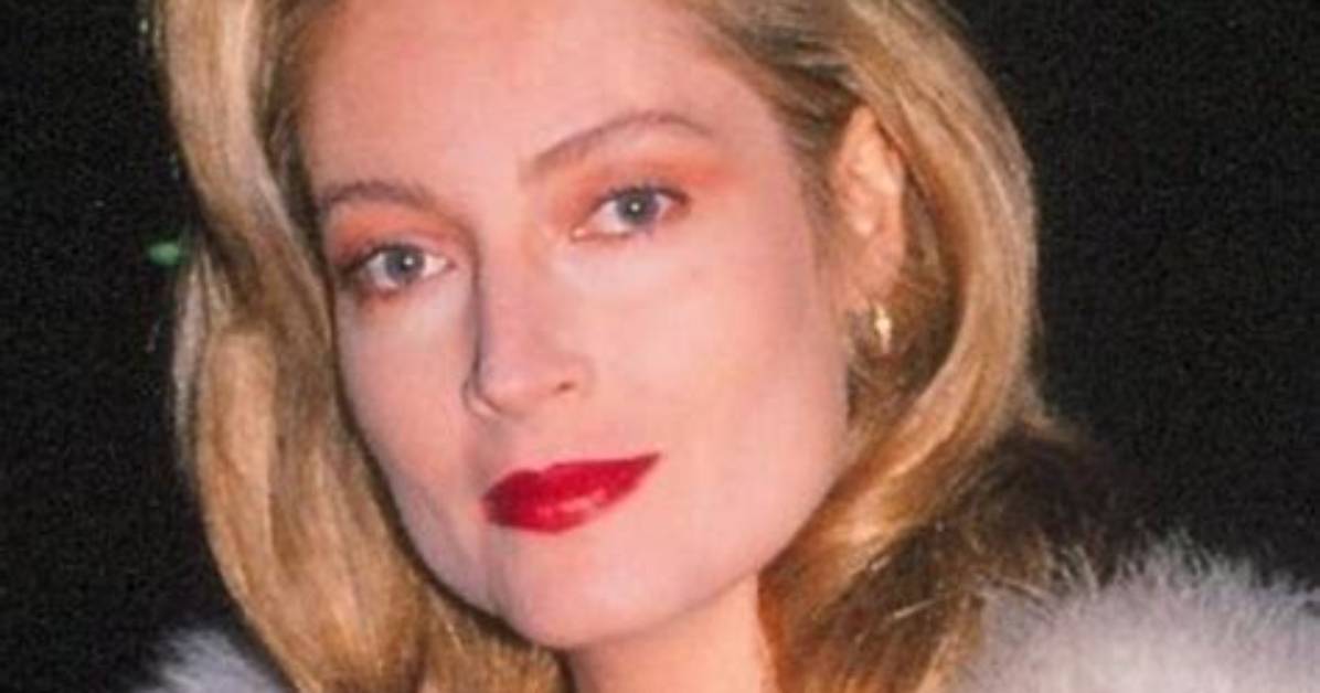 Sharon Wyatt - Age, Family, Bio