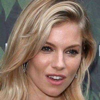 Sienna Miller - Age, Family, Bio