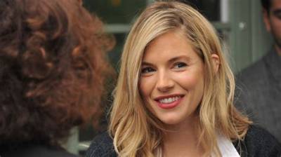 Sienna Miller’s Confident Early Days: ‘In My Own Mind I Was Like Meryl Streep’
