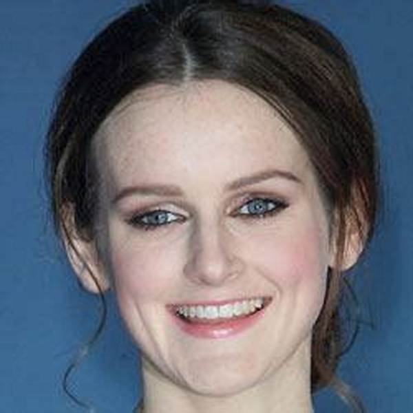 Sophie Mcshera - Age, Family, Bio