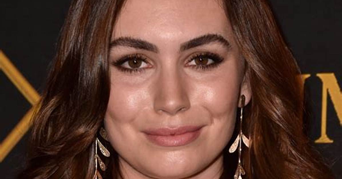 Sophie Simmons Net Worth - Wiki, Age, Weight and Height, Relationships, Family, and More