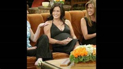 Star Says That Courteney Cox Is Pregnant