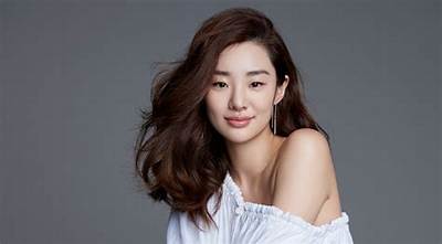 Stephanie Lee Height, Age, Who, Boyfriend, Biography, Wiki, Net Worth