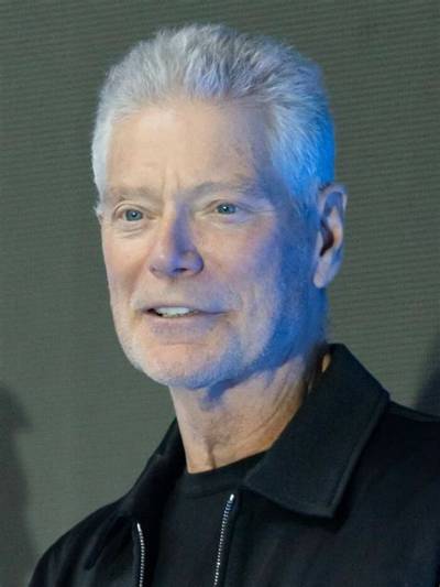 Stephen Lang Bio (Wiki)