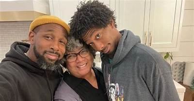 Stephen Twitch Boss | Parents and Ethnicity