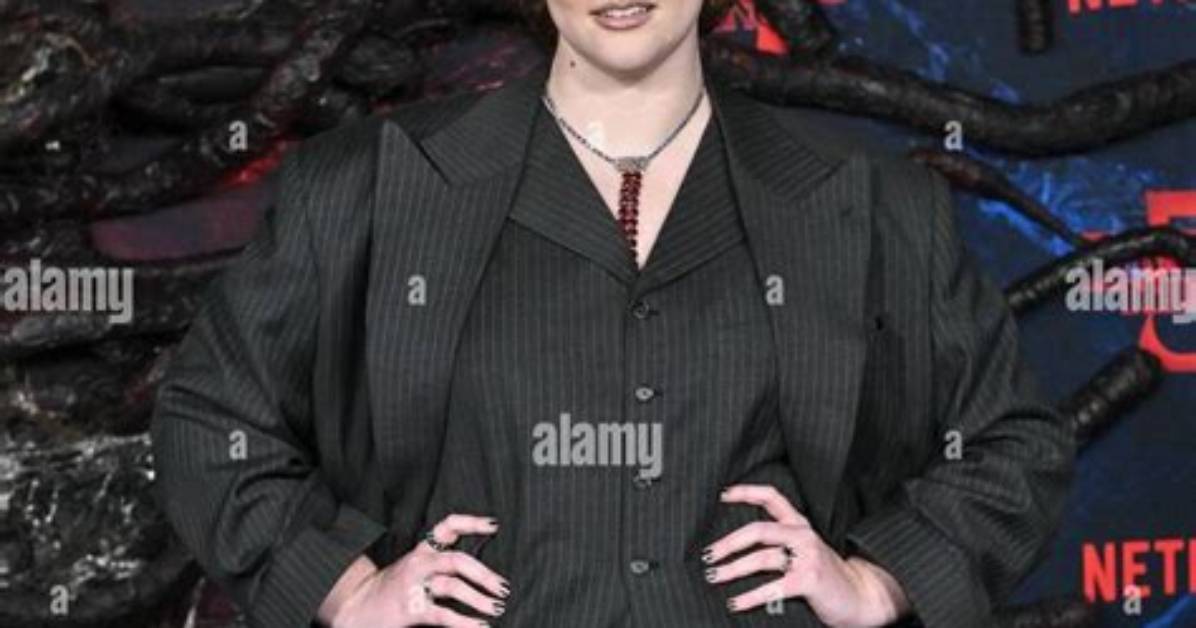 Stranger Things Actress, Shannon Purser Reveal Herself as Bisexual; Know Her Dating and Affairs
