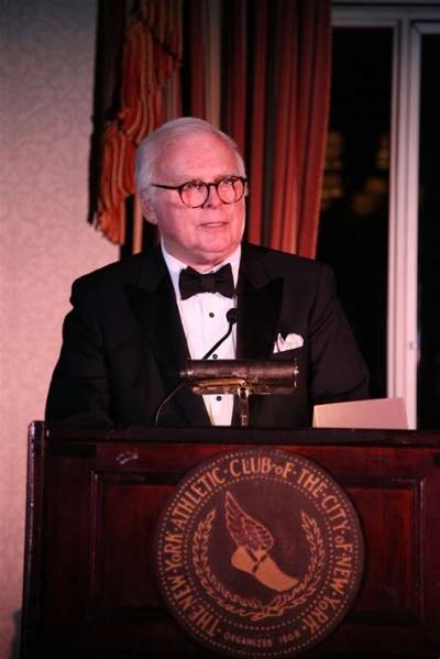 Stuart Woods Height, Weight, Net Worth, Age, Birthday, Wikipedia, Who, Instagram, Biography