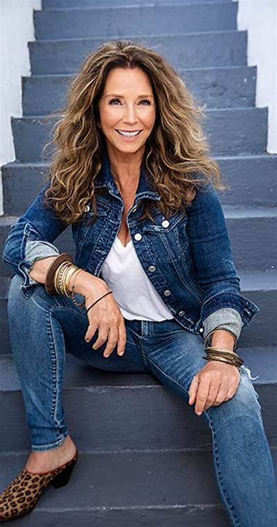 Susan Gallagher Height, Weight, Net Worth, Age, Wiki, Who, Instagram, Biography