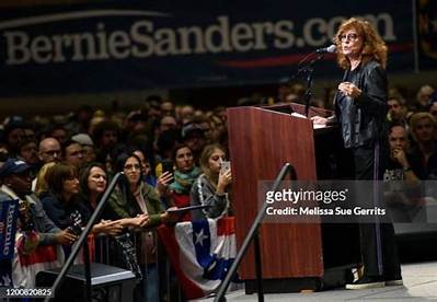 Susan Sarandon, Bernie Sanders Supporter: ‘We’re Not Looking to Keep Pelosi’
