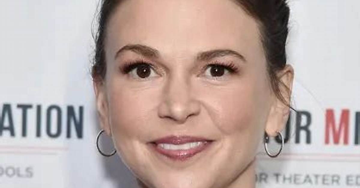 Sutton Foster Height, Weight, Net Worth, Age, Birthday, Wikipedia, Who, Nationality, Biography