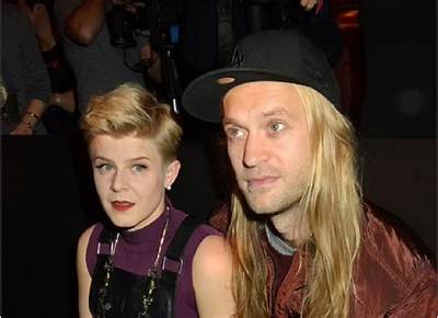 Swedish Singer: Meet Robyn Carlsson Partner Max Vitali