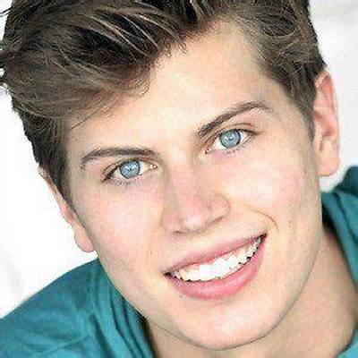 Tanner Stine - Age, Family, Bio