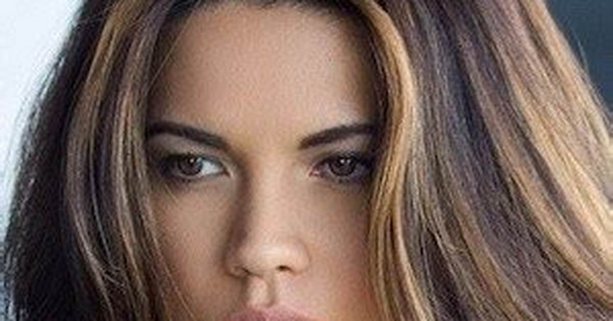 Tawny Janae - Age, Family, Bio
