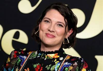 Taylor Jenkins Reid Bio (Wiki)