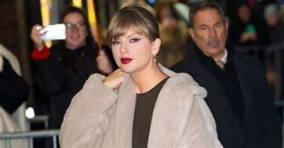 Taylor Swift Sued! Swift Facing More Than Million Dollars Lawsuit for Stealing Content from 2019 ‘Lover’ Booklet