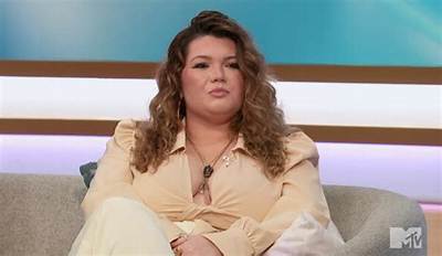 'Teen Mom' Star Announces She's Quitting!
