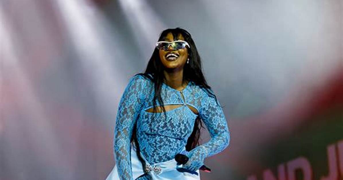 Tems Opens up on Working with Rihanna
