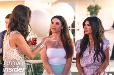 Teresa Giudice Parties with Jennifer Aydin at Gala