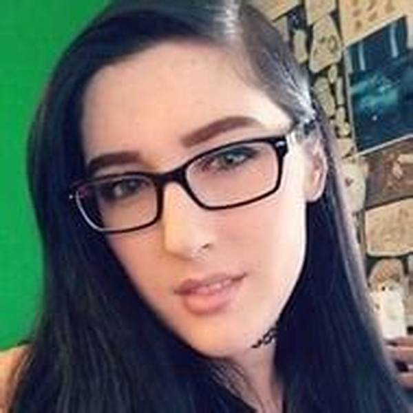 Thatcreepyreading - Age, Family, Bio