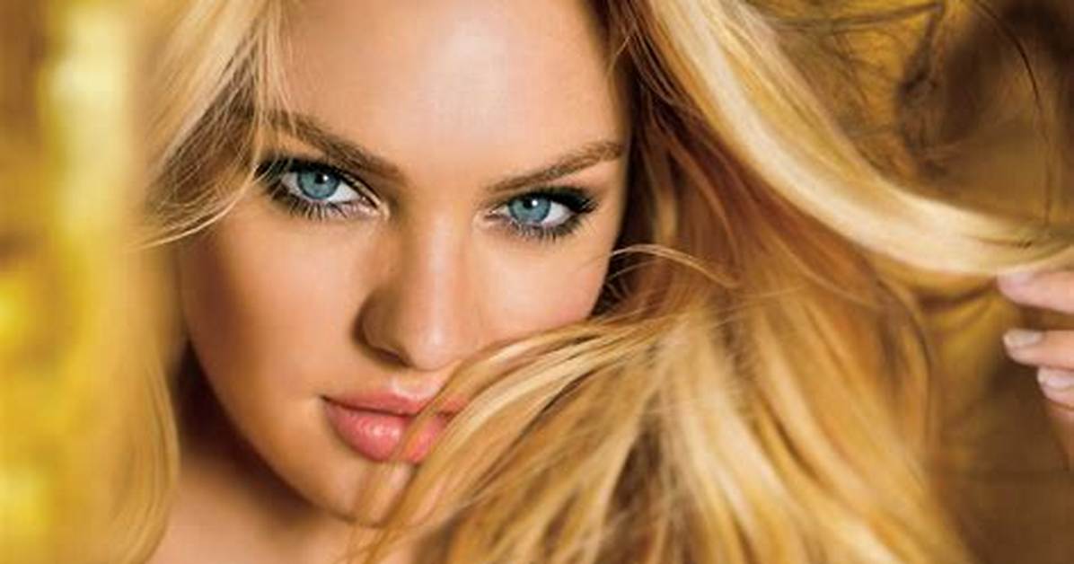 The Many Faces of Candice Swanepoel’s……. Feet?