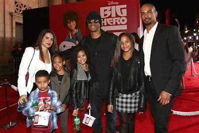 The Untold Truth of Damon Wayans Jr’s Wife – Samara Saraiva