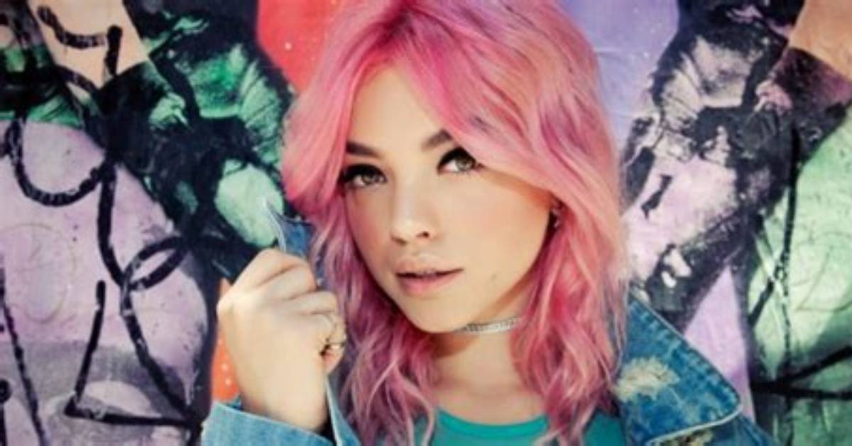 The Untold Truth of ‘Hey Violet’ Member – Rena Lovelis