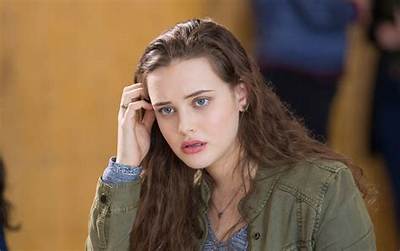 'Thirteen Reasons Why' Katherine Langford Six Facts You Need to Know!