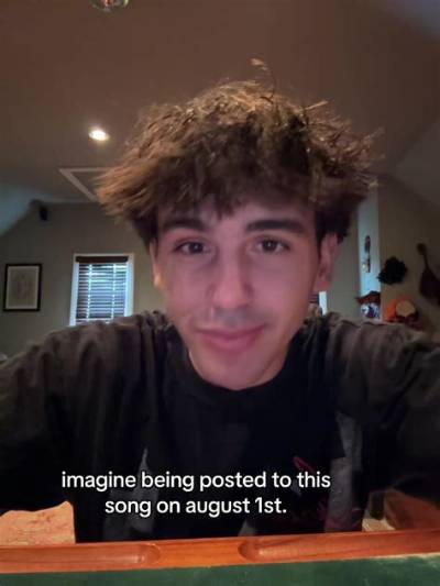 Tiktok Stars Born August 1