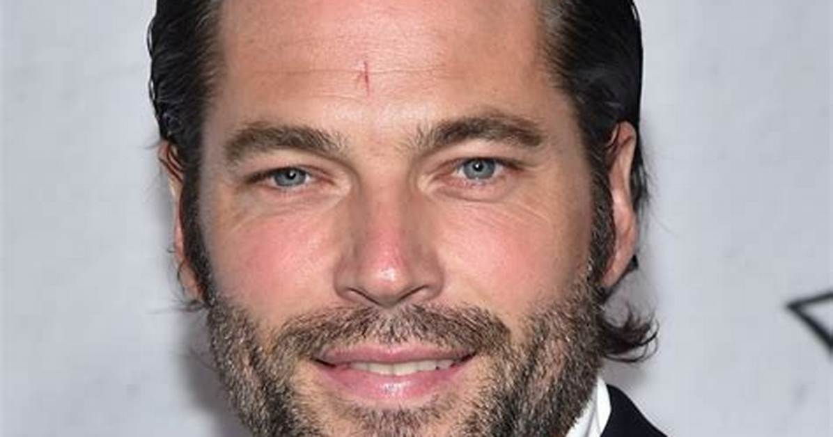 Tim Rozon Height, Weight, Net Worth, Age, Birthday, Wikipedia, Who, Nationality, Biography