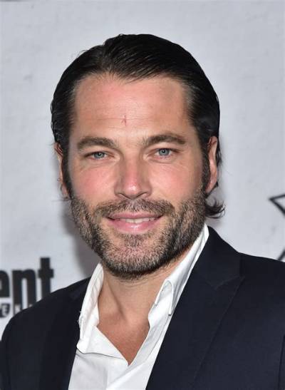 Tim Rozon Height, Weight, Net Worth, Age, Birthday, Wikipedia, Who, Nationality, Biography